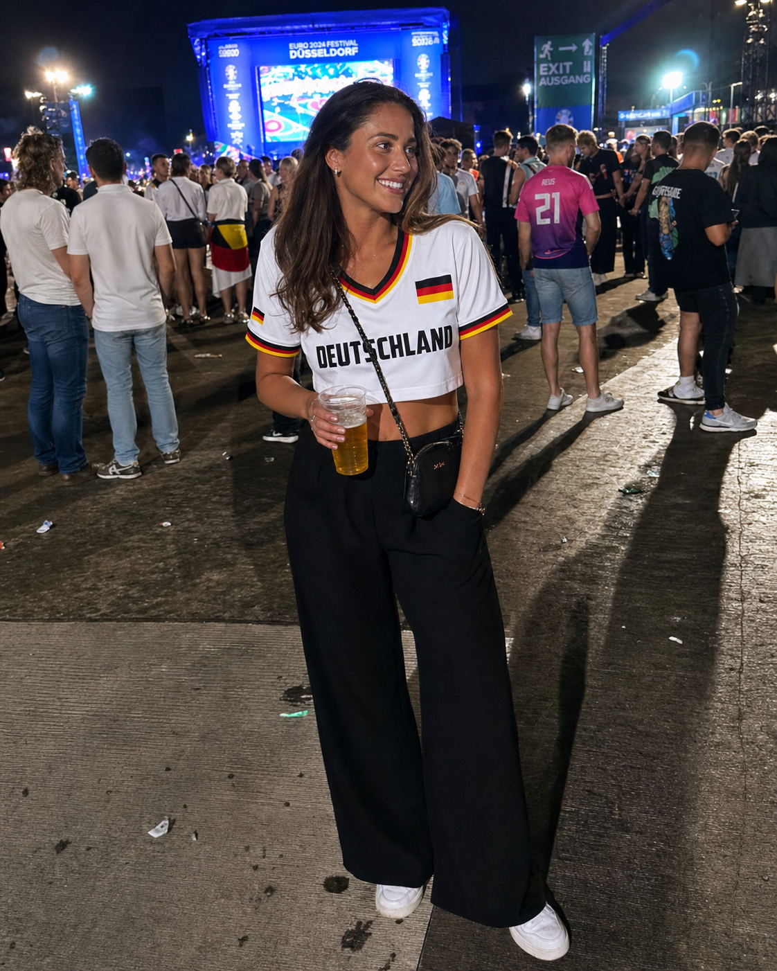 KickBabe Country Crop Tops im Abendlicht